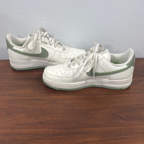 Nike Air Force 1 Cream and Olive Sneakers - Picture 4 of 9